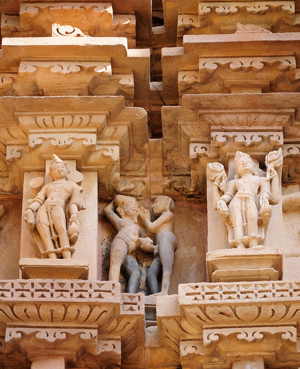 कंदारिया महादेव, खजुराहो — नागर शैली